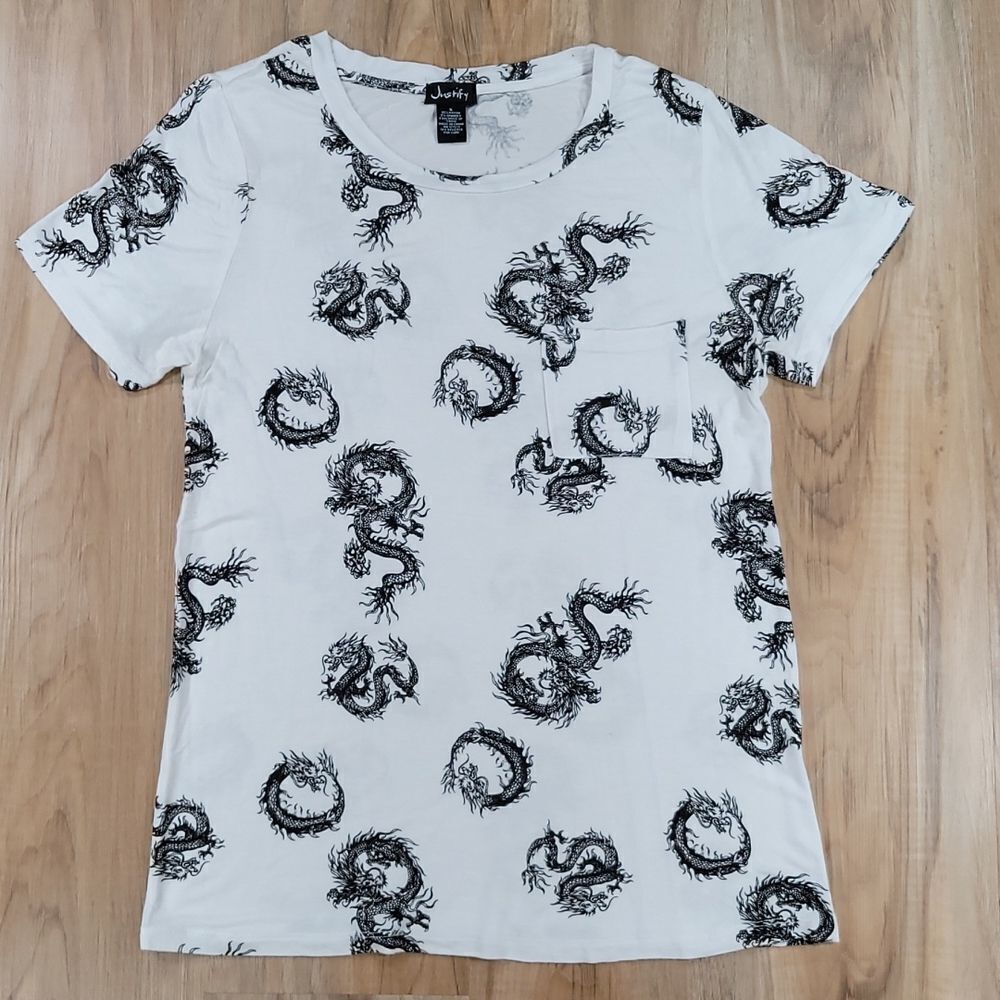 🔺️Justify White & Black Dragon Print Short Sleeve Top Small